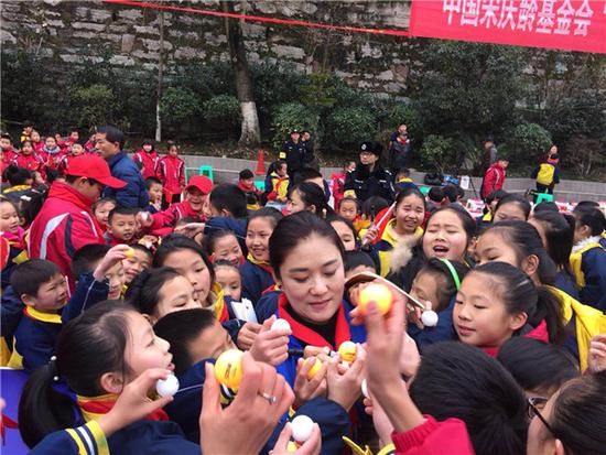 ��܊�M(j��n)У�@ ������ʿ�����(l��)־����